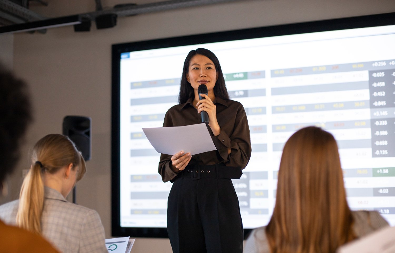 What Event Organizers Should Include in a Speaker Brief